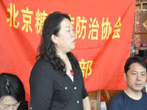 活动开篇以党支部委员,煤炭总医院李洪梅教授的"日常生活离不开-吃得