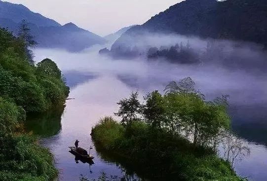 东江画廊风景区01风景名胜东源县,隶属广东省河源市,前身为河源县