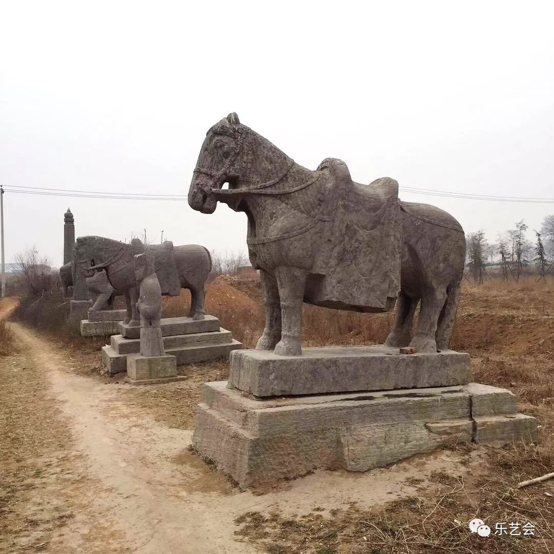 陵墓群,堪称为露天艺术博物馆,现地上所存700多件精美石刻,是研究宋代