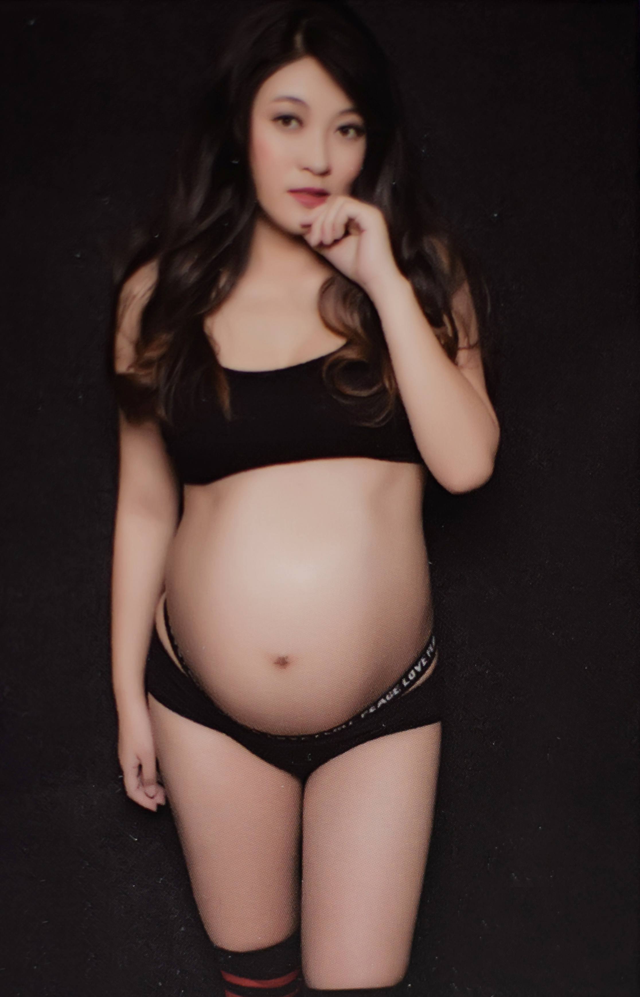 一个准妈妈的大肚子孕妇照片,孕妈们你们拍了吗?
