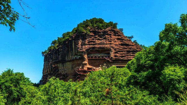 敦煌市经济总量_经济发展图片(3)