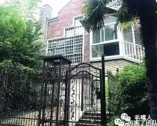 南京一凶宅别墅以市价三折被法拍背后故事如电影般离奇曲折让人不寒而