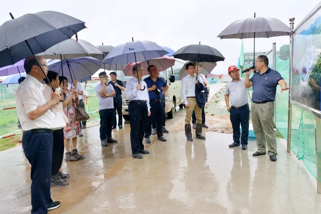 总裁习彦,广东省政协常委,深圳昊天龙邦复合材料有限公司股东萧七妹