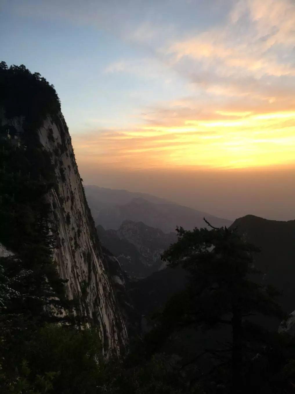 听海华山,带你领略华山的日落日出