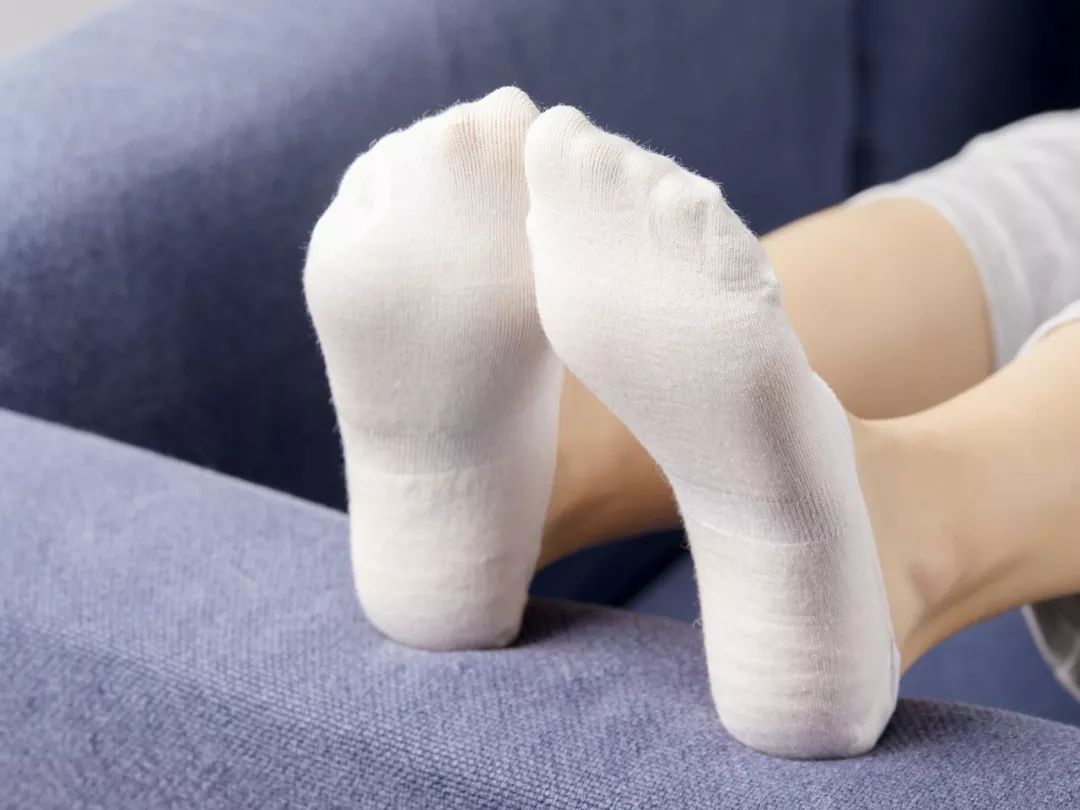 脚模特道具玻璃钢纤维袜子模型仿真假人橱窗陈列展示足膜袜模定制-阿里巴巴