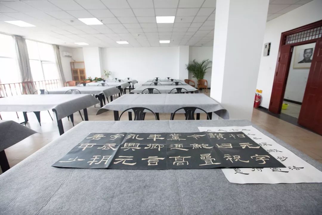 北京华艺名画室书法班招生简章 书法专业学生最想了解的 八问 