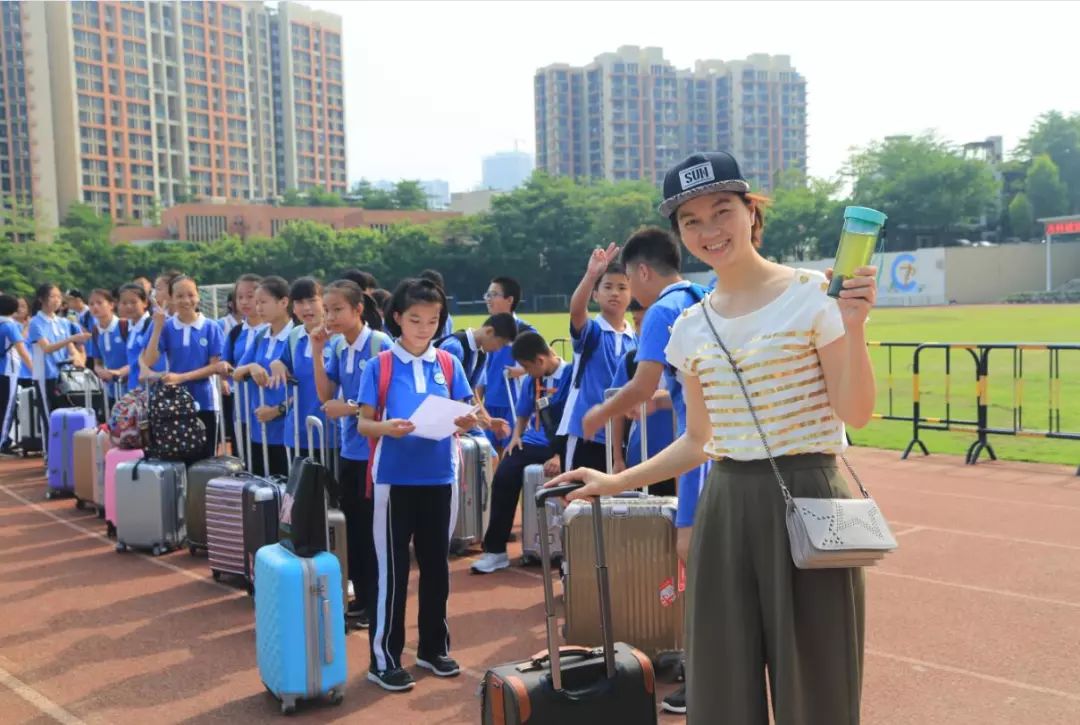 乐活校园万科城实验学校首届年度班主任新鲜出炉啦确认过眼神他们真的