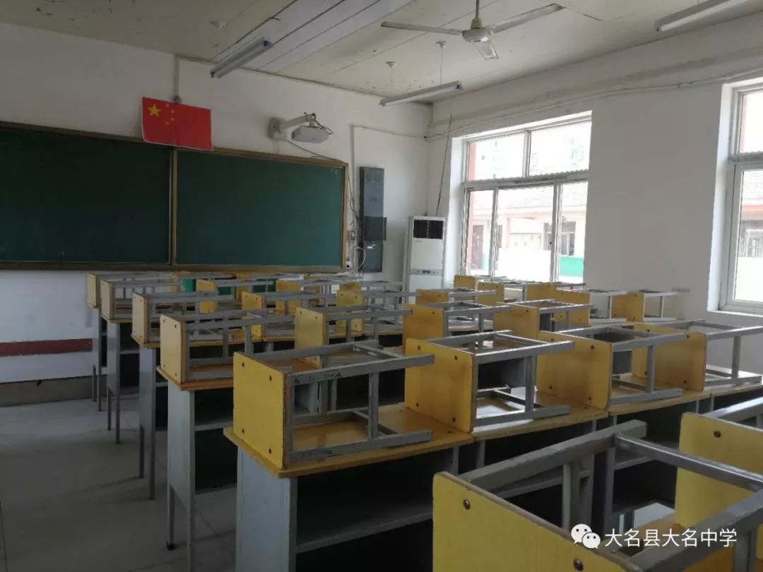 把美好留给母校 让回忆充满自豪 ——大名中学高三毕业生文明告别母校