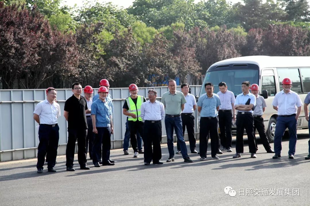 市住建局局长刘家宝督导迎宾路快捷路项目安全生产工作