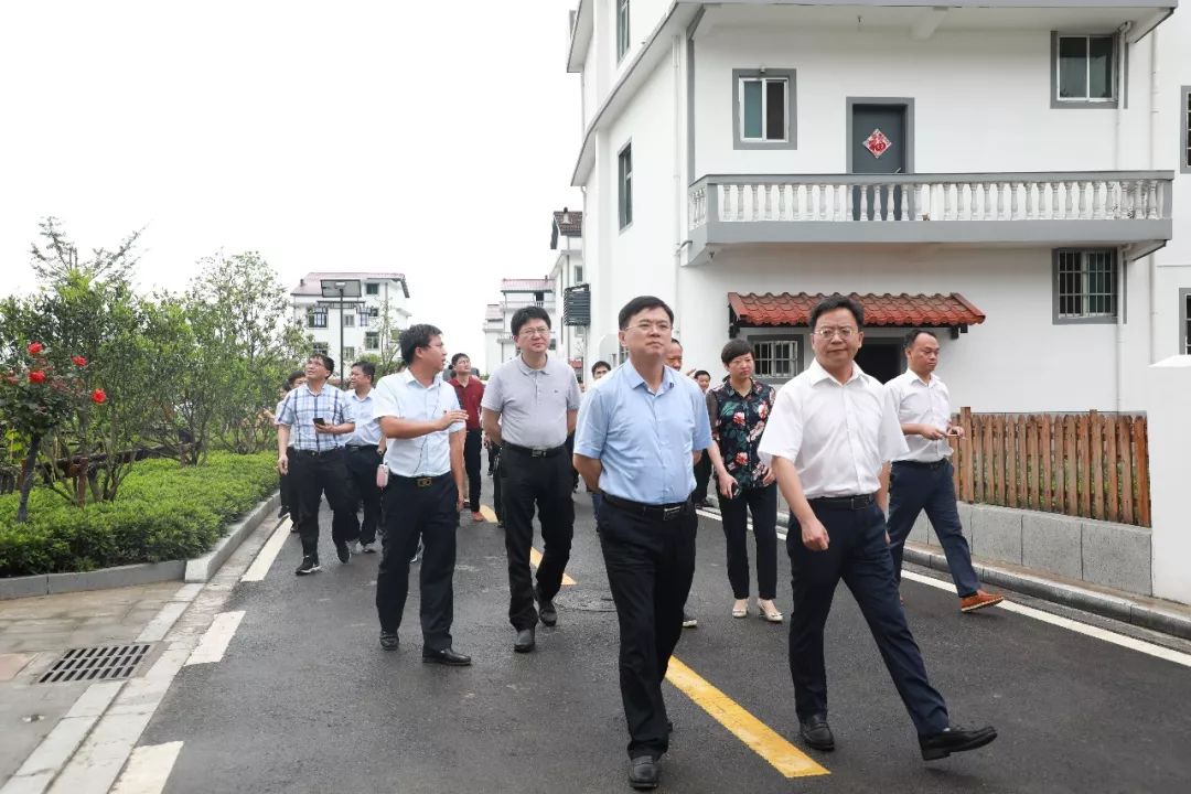 胡江萍,江伟斌率丰城党政代表团赴抚州市学习考察!