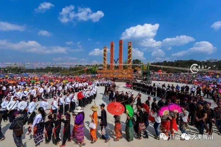 终于定了2018陇川目瑙纵歌狂欢节将于国庆期间举行