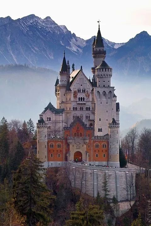 童话光顾现实——走进德国城堡