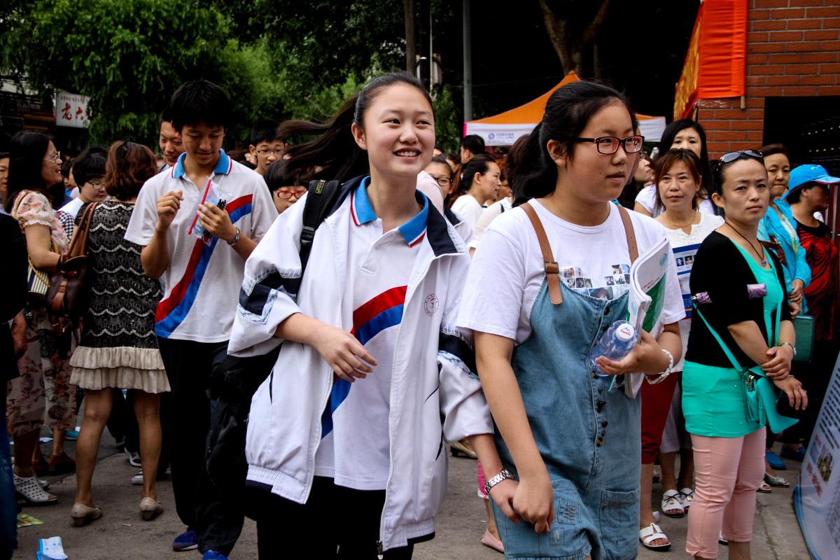 去年新生人口_中国2020年新生人口(2)