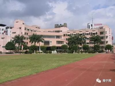 石柱岭小学