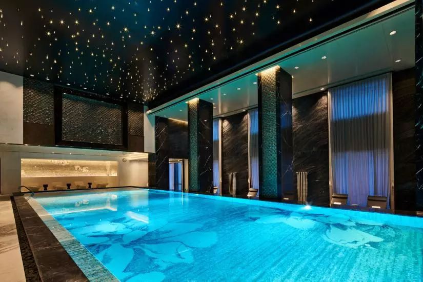 热热热热热!是时候亮出这50座惊艳的酒店泳池了!