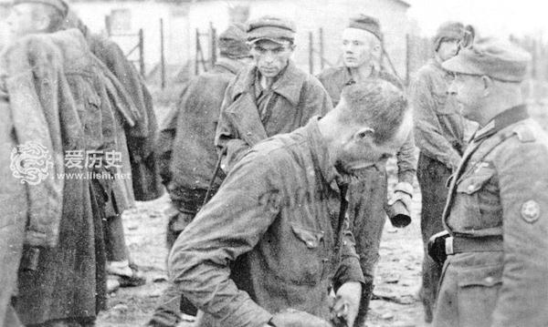 二战时在德国西方战俘与苏联战俘天差地别的待
