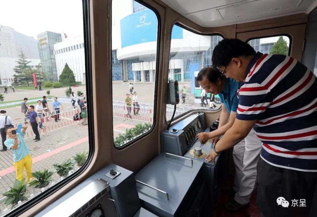 中国第一列地铁电动客车重现江湖,老司机带你了解北京地铁发展史