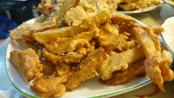 9. 邹城范大碗过年酥菜