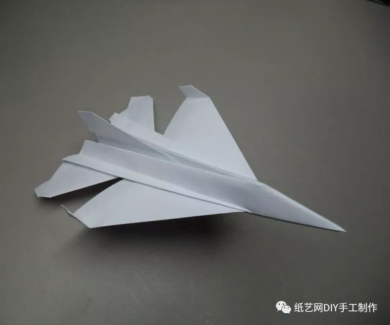 纸飞机到底怎么折才能与众不同?只有1%的人会这么做!