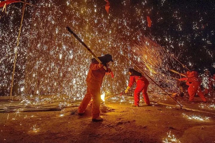 打铁花 中国最狂野的民间艺术