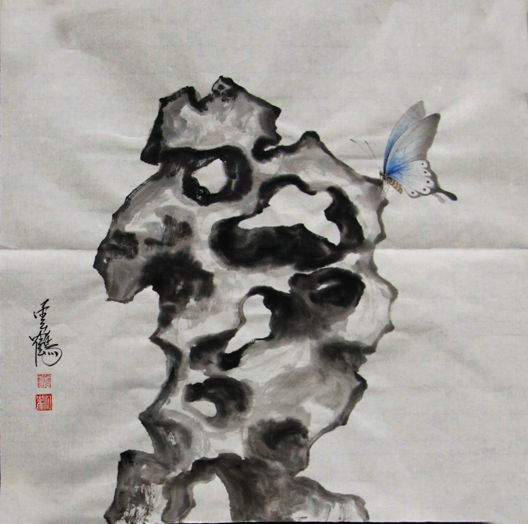 丛云鹤工写小品画《玲珑石上的蝴蝶》 画家丛云鹤,1991生于辽宁盖州