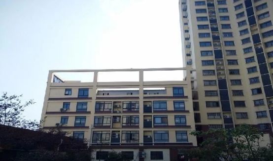 玉龙公馆是一个在建小区,位于肥东八斗路和合蚌路交口,其中3号楼外