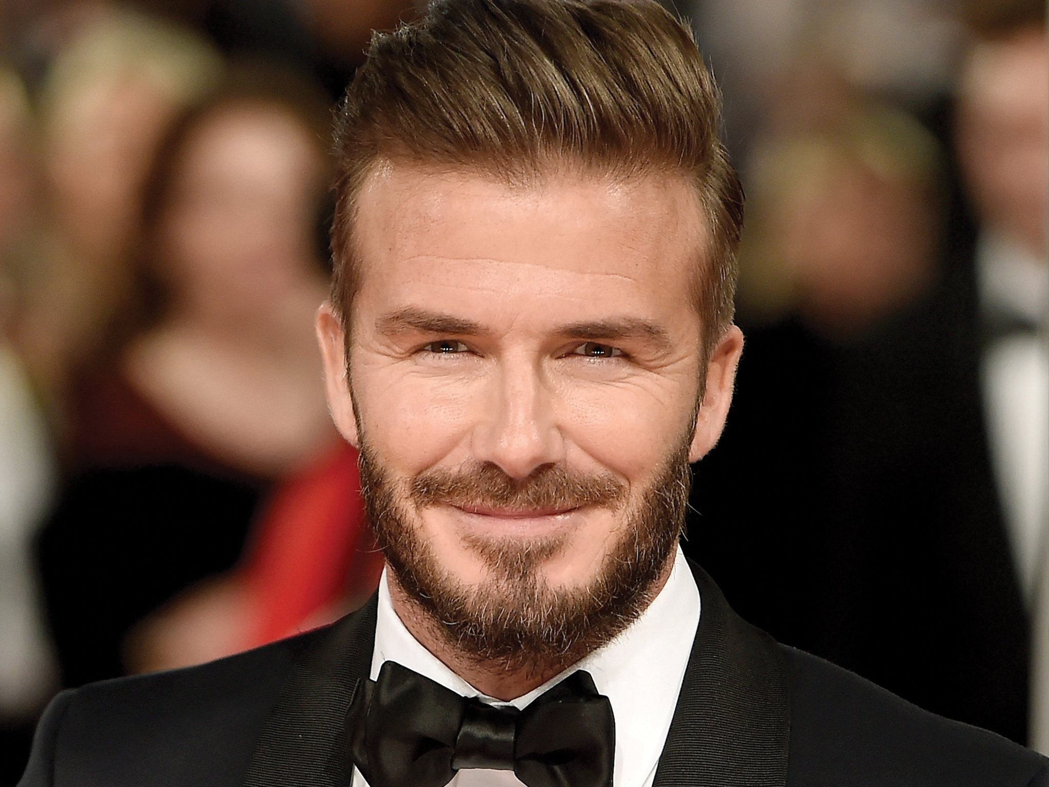David Beckham blir bara snyggare med åren! - Metro Mode