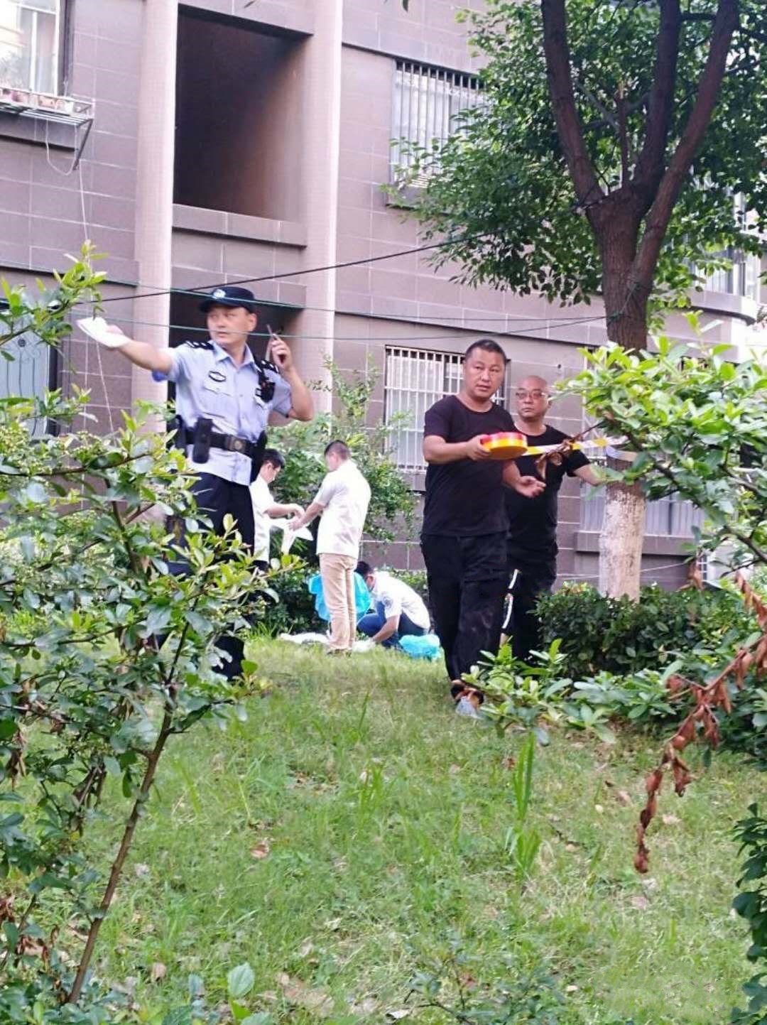 镇江一花季少女凌晨坠楼身亡