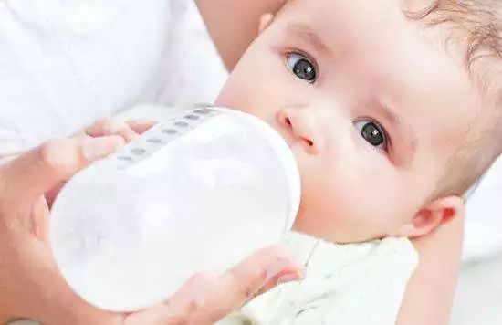 【宝宝不吃奶粉怎么办】宝宝不吃奶粉_宝宝不吃奶粉怎么断奶