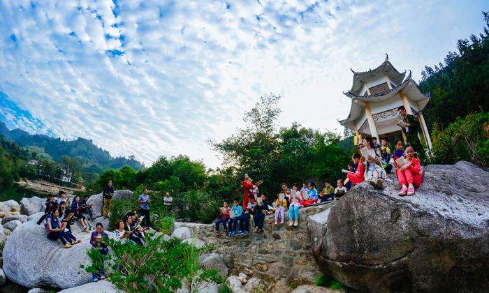 这个假期告别懒散星空体育app下载夏令营带你点燃夏日！(图2)