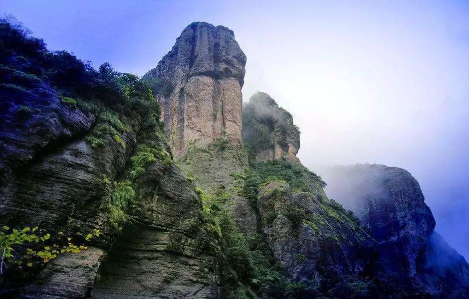 雁荡山人口_雁荡山风景区图片(2)