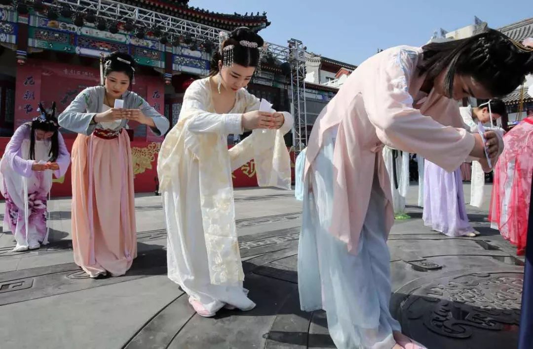 端午雅集 | "五月榴花满晴川,端阳日里浴兰芳"戊戌年端午大会6月18日