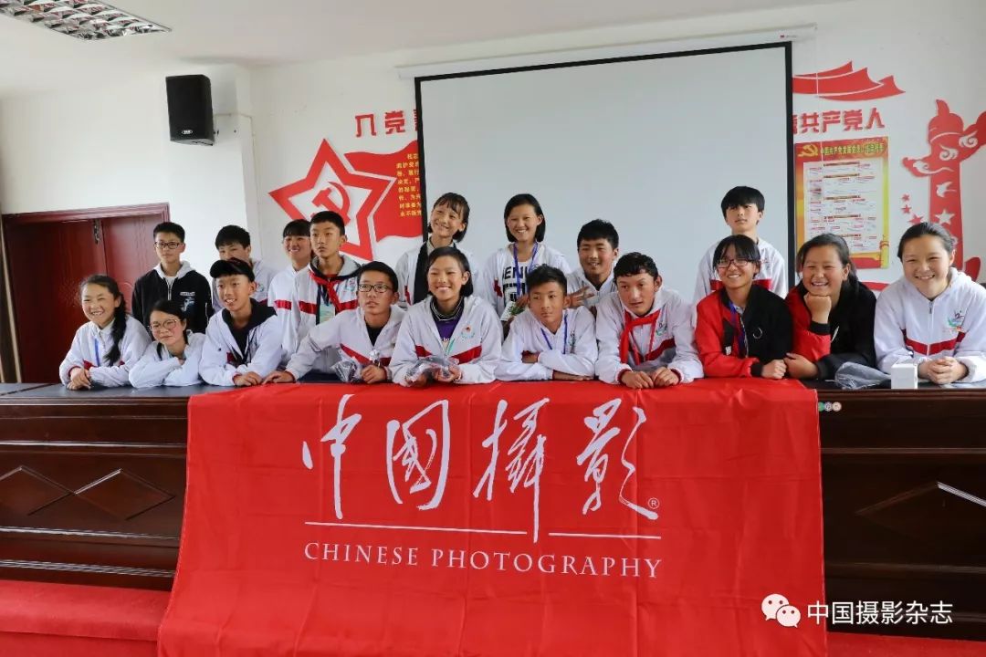 参加面对面交流的林芝八一中学学生刘冬平 摄