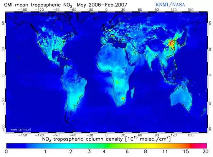 是北京: 这里是首尔: 这里是东京: nasa从太空拍摄雾霾笼罩下的中国