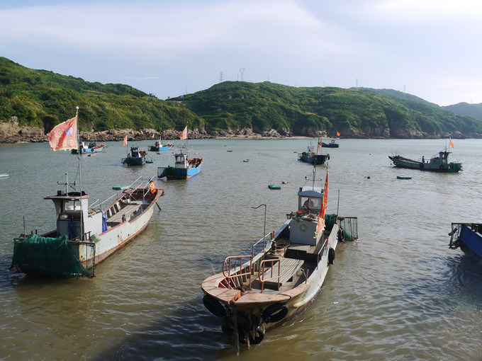 嵊泗3日2晚纯玩 ,海金沙贻贝湾 嵊泗六井潭和尚套 大悲山 渔家乐海上