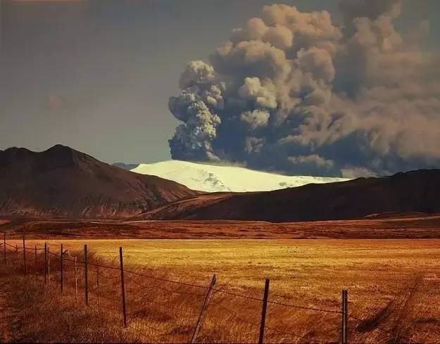 景奇，物奇，人也奇：冰岛景观稀世震撼  冷艳画卷令人痴迷