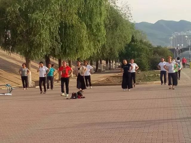 建昌人口多少_建昌龙潭大峡谷风景区