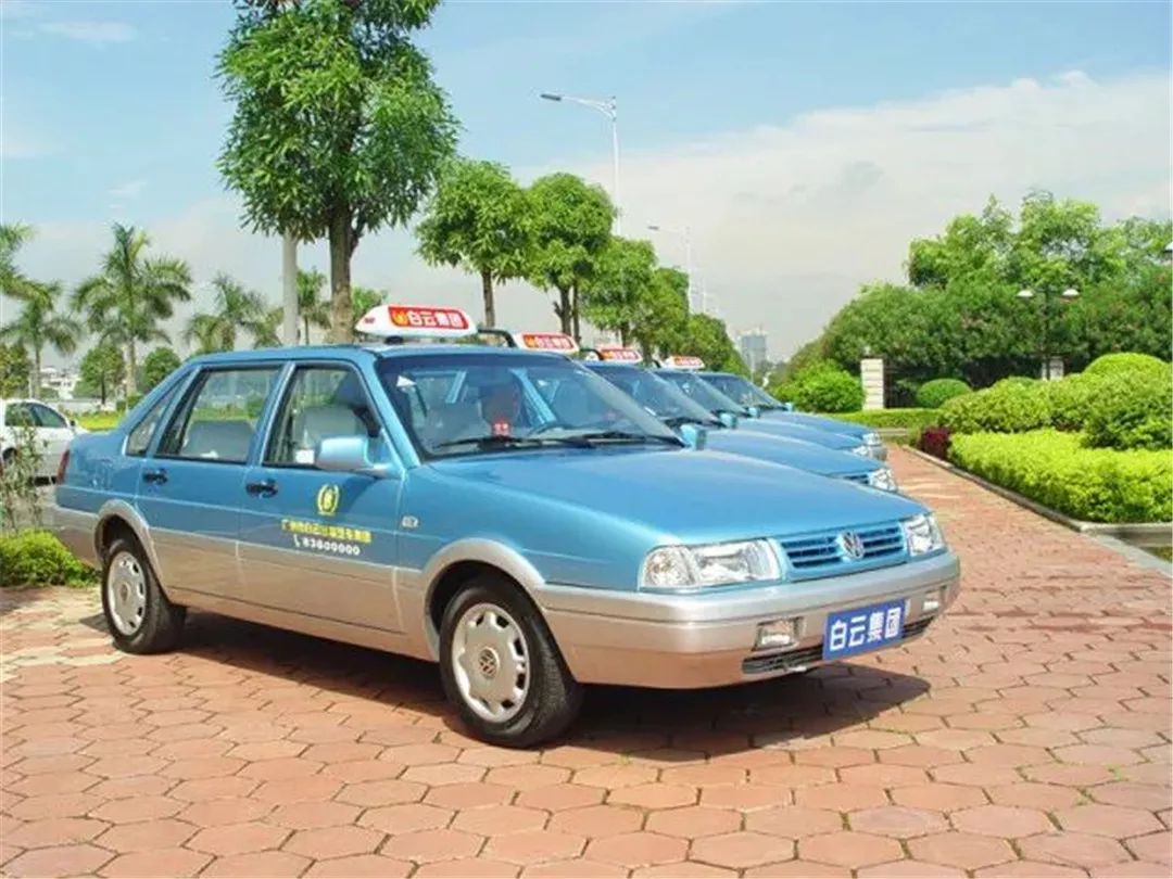 国内经典之作——上海牌SH760型轿车（请求加精） - 汽车沙龙 - 华声论坛