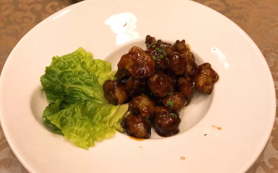 aaron带你吃天下丨创意老牌杭州菜,龙吟小厨.
