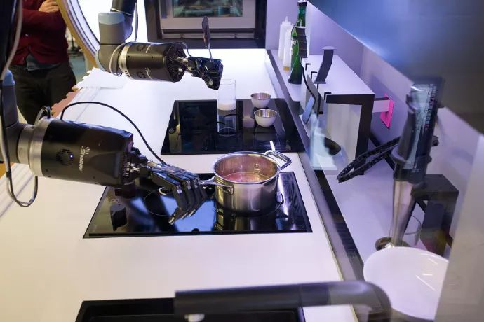 有了这套机器人,做饭洗碗都省了
