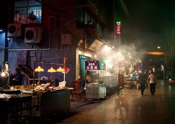 西安人口最多的夜市_西安夜市