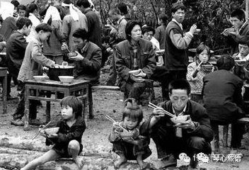 【宝鸡记忆】:图说五六十年前农村人吃饭
