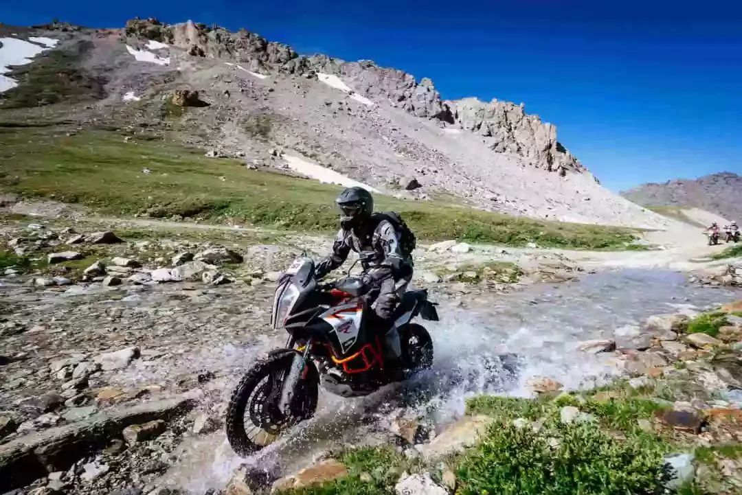 测评 硬派拉力掌权派:ktm 1290 super adventure r(下)