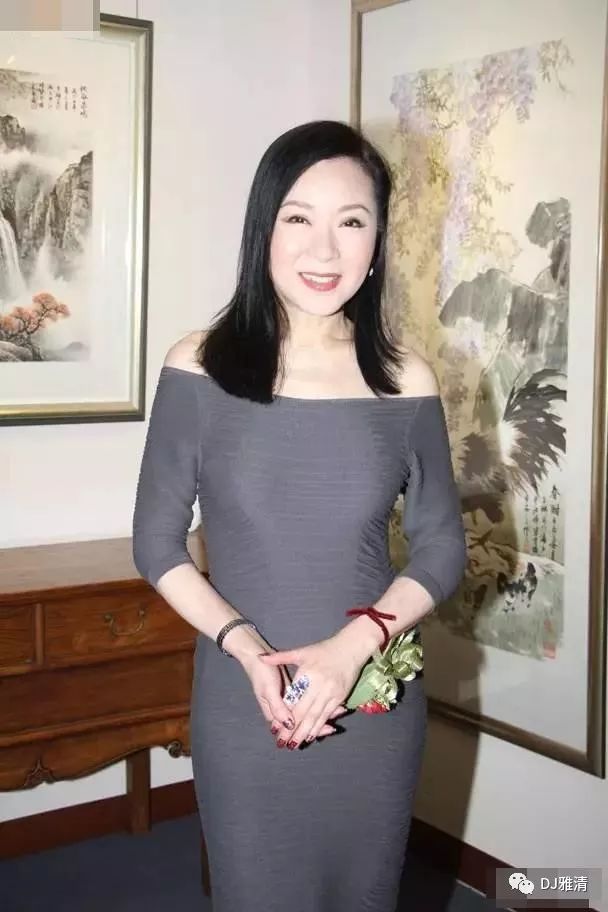 魏秋桦:香港早期美女演员,不靠男人也成富婆,今60岁单身仍美丽