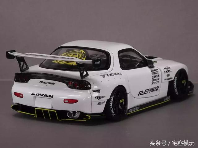 但在作者手中,却被改造为令人惊艳的作品 re雨宫 fd3s rx-7