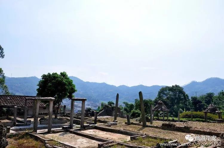 福建土楼发源地华安上坪土楼群