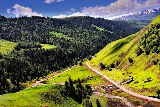 新疆独库公路今天全线开通,这条世界上最美的