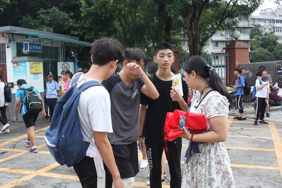 三年磨一剑,今朝铸辉煌——桂林市第十六中学举行2018