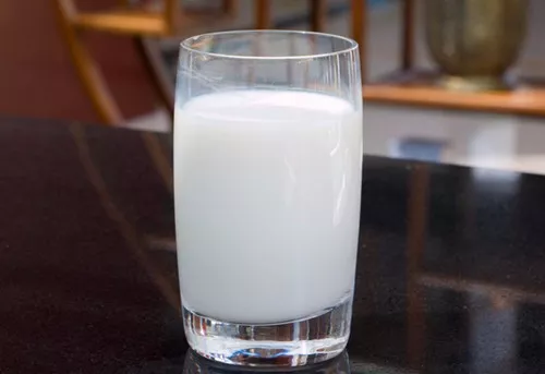 糖尿病人是否要喝全脂奶?牛奶的这4大"真相"给你答案!