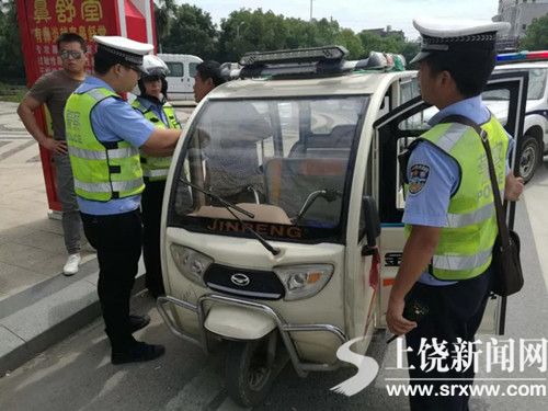 由于超标电动三轮车驾驶人大多并无驾驶执照,证件,更没有经过专业的